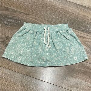 4/$24- girls size 3T “OshKosh B’Gosh” floral blue/green skort